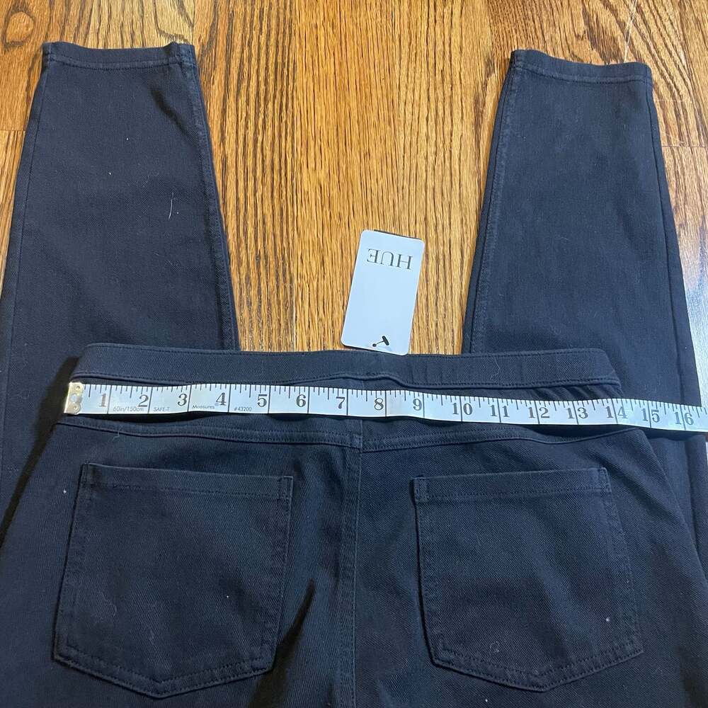 Hue Classic Stretch Denim Legging Black Denim Size M NWT - Picture 3 of 6